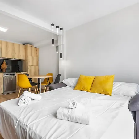 Reformed Sea Views In With Ac And Pool Apartamento *